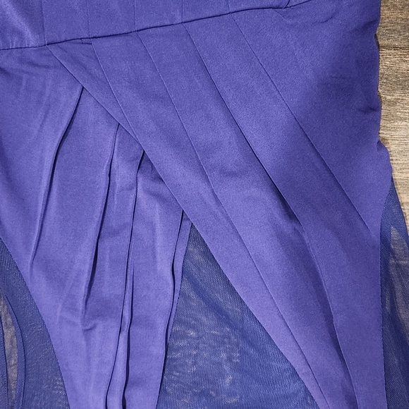 BCBG DRESS - Picture 5 of 5